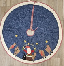 Country Style Quilted Appliqued Christmas Tree Skirt Santa Reindeer 48"