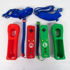 Mario & Luigi Nintendo Wii U Remote Motion Plus Controllers Set Nunchucks Tested