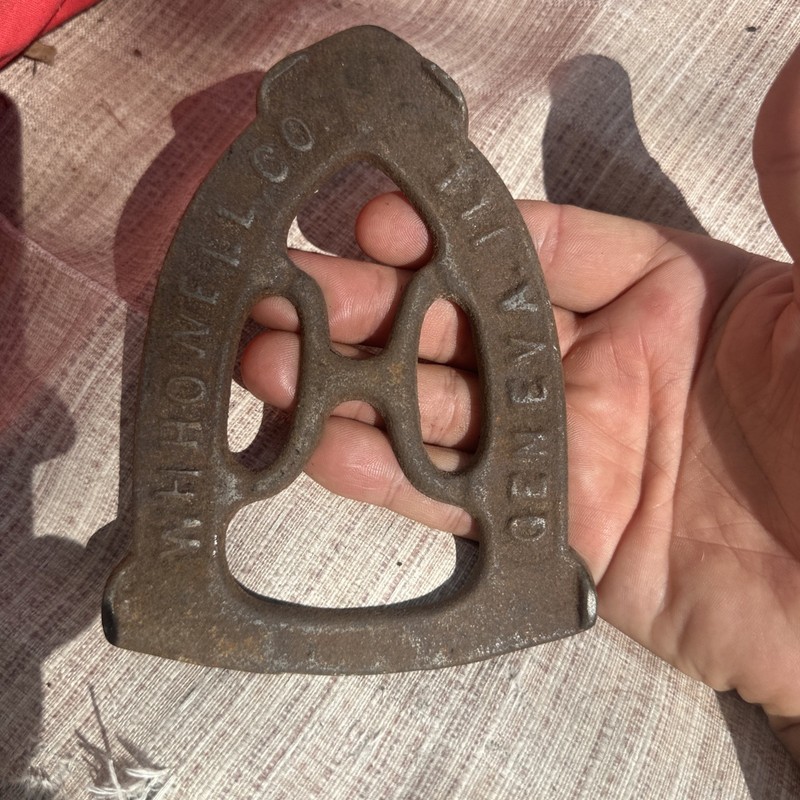 Antique W.H. HOWELL CO Geneva ILL Cast Iron Sad Iron Rest Trivet Primitive Decor
