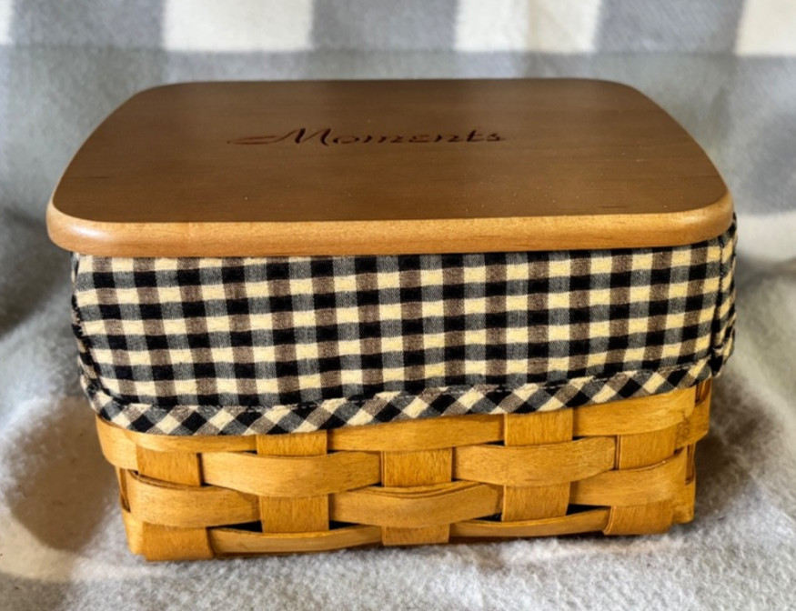 Longaberger 2004 Moments Basket W/ Woodcraft Lid, Liner And Protector!