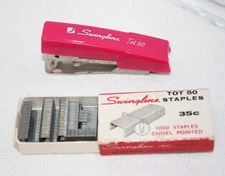 Vintage Swingline Mini Tiny Stapler Tot 50 Pocket Desk Drawer WORKS! CLEAN, Pink