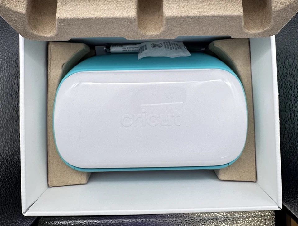 Cricut Joy 2025 Schneideplotter - Neu - Unbenutzt Im OVP - Bild 2 von 4