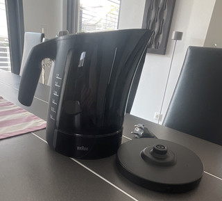 Braun Purease Wasserkocher 1 7 L Schwarz 2200 W 360° Sockel Wasserstand