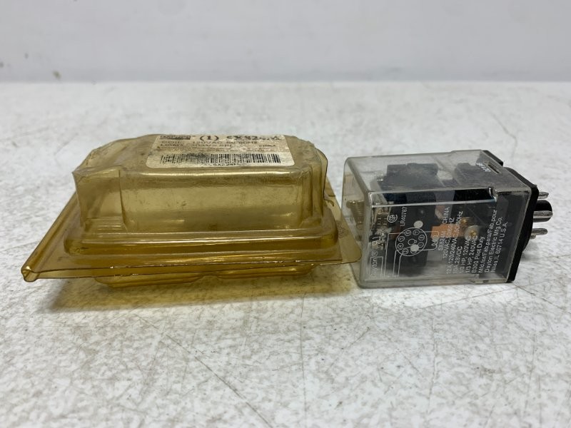 Dayton 5X824M Relay 120VAC 50/60Hz 10A SPDT