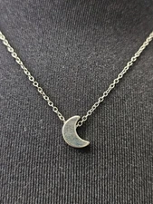 Minimalist Crescent Moon Pendant Necklace, Fashion Jewelry