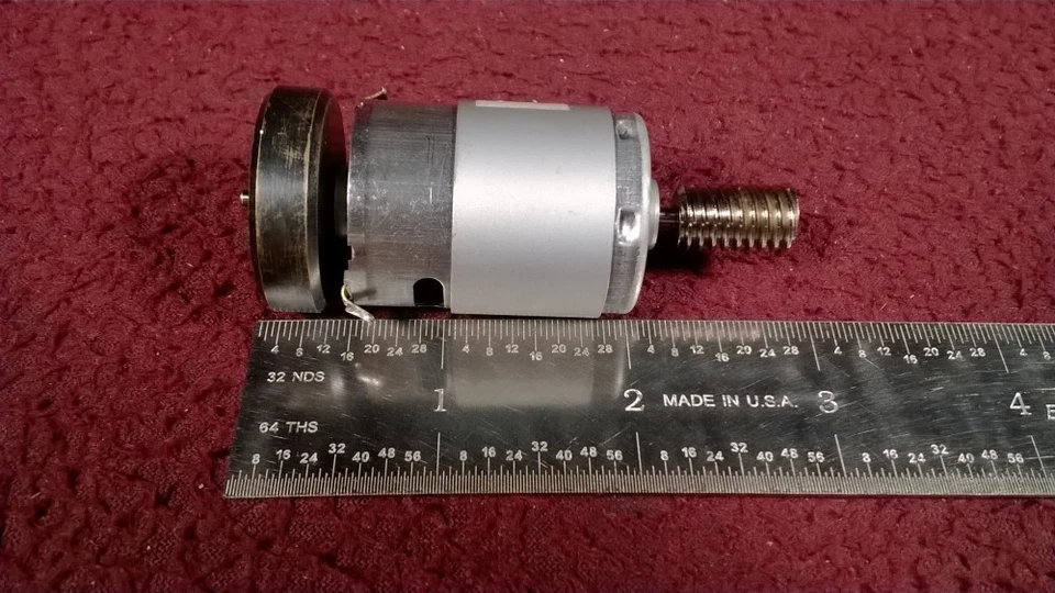 #2 WEAVER #301 GP38-2 LOCOMOTIVA DIESEL - MOTOR VOLANTE DE AÇO - ENGRENAGEM DE LATÃO - Imagem 4 de 4