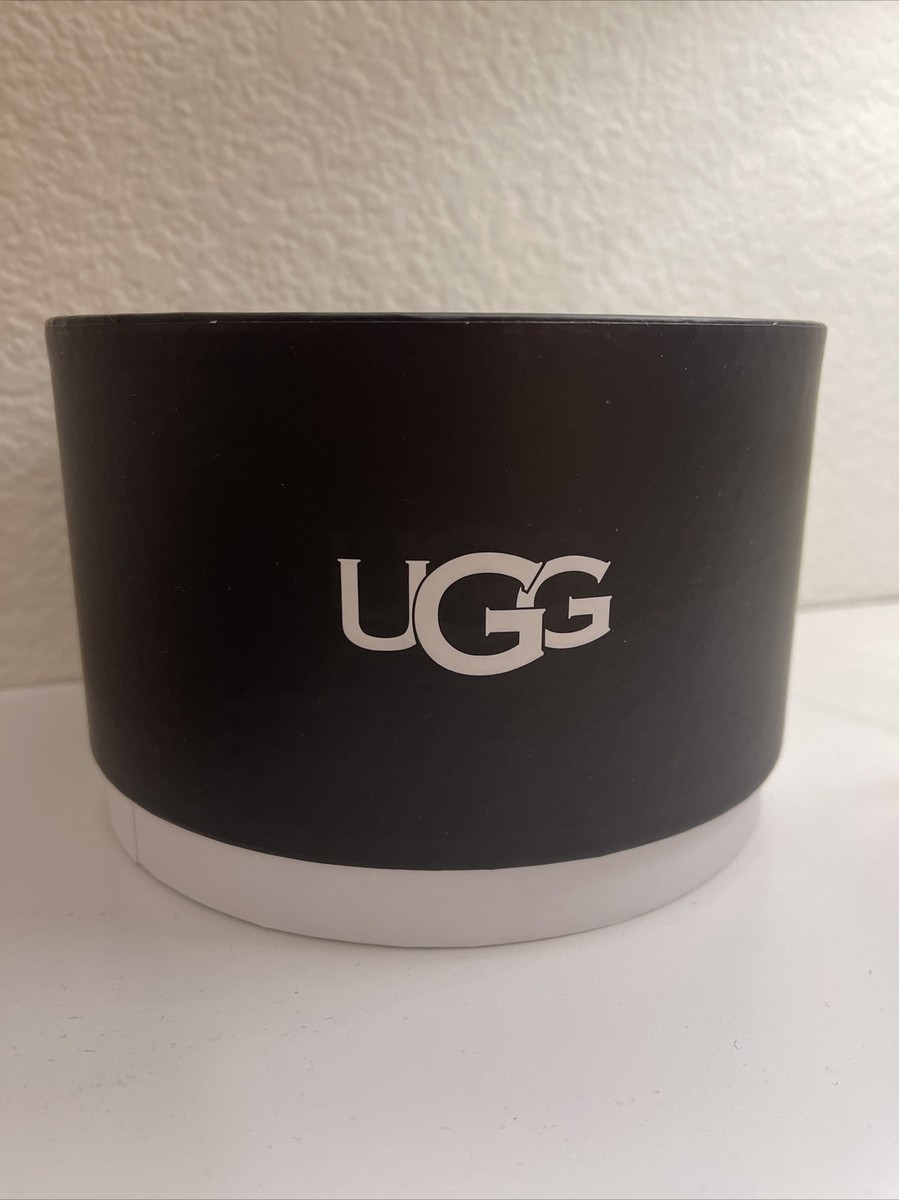 UGG Australia Womens Shearling Sheepskin Earmuffs Black NEW