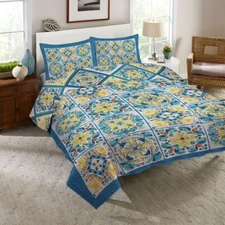 Laural Home Mediterranean Breeze Twin Quilt Set