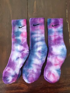 tie dye nike socks
