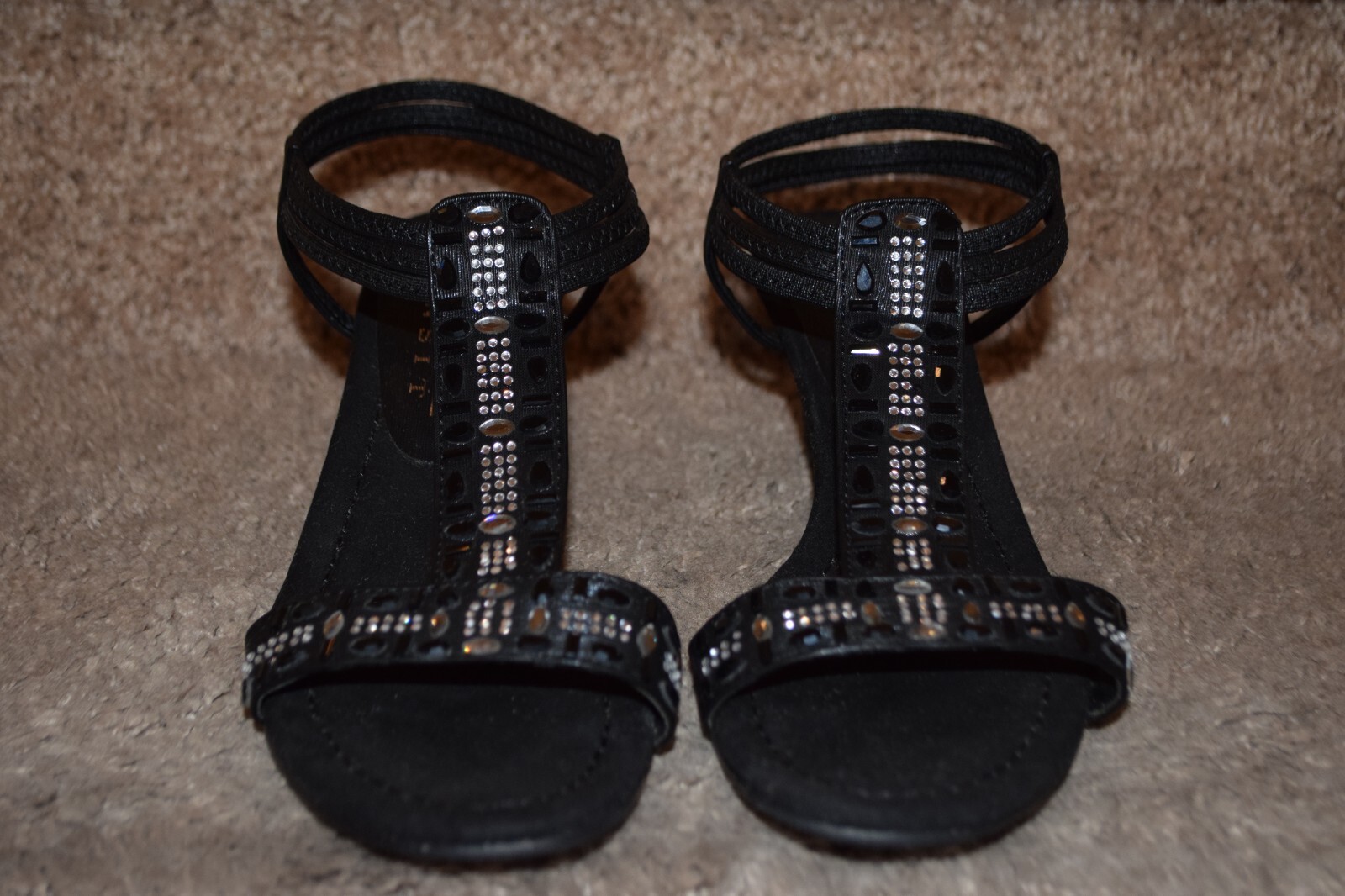 Women's Size 8 New York Transit Black Wedge Heels Sandals Black & Clear Stones