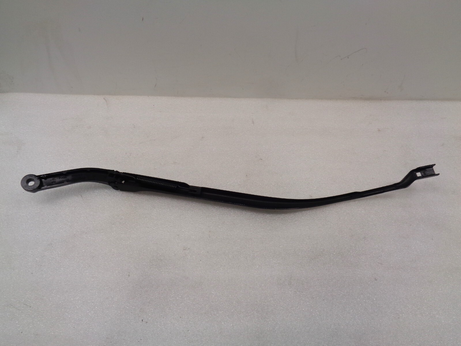 Maserati Ghibli 2014-2019 FRONT+RIGHT Wiper arm
