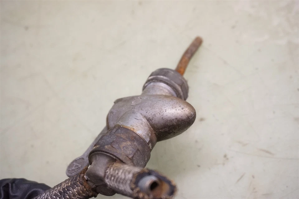 BMW R69S 1966 R69 R60/2 60/2 50/2 R50/2 R50S 69US 69 EE. UU. OEM Petcock *2735 Foto 3 de 4