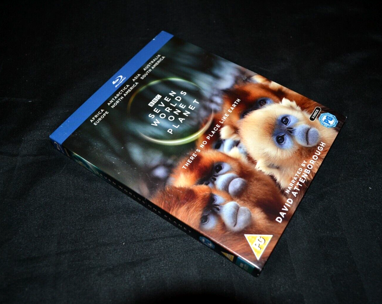 Blu Ray BBC Documentary Seven Worlds One Planet David Attenborough 2019 & cover