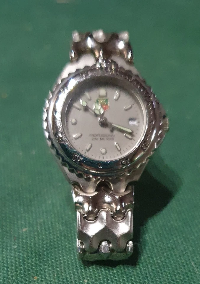 Tag Heur Wrist Watch Ladies - Grey Face