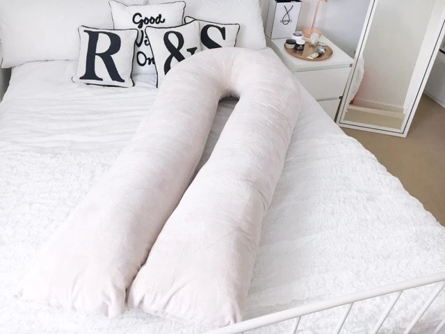 10ft Pregnancy Pillow Image