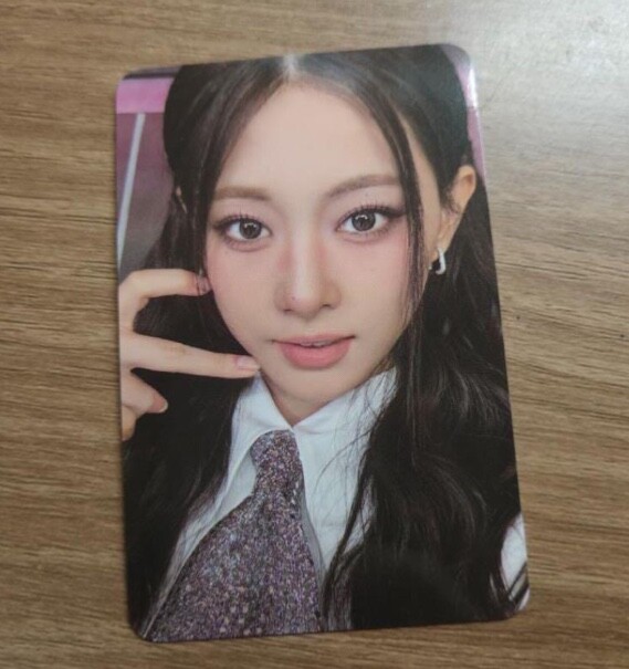 TWICE STRATEGY POP-UP STORE IN SEOUL LUCKY DRAW PHOTOCARD MERCH