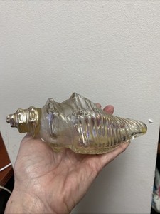 Vtg. AVON Field Flowers Foaming Bath Oil 5 Oz. W/Cap Conch Shell Decanter Empty