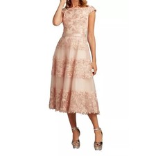 Tadashi Shoji Pink Floral Lace Embroidered Dress sz 8 Formal Elegant Coqette