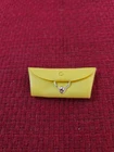 VINTAGE  BARBIE OUTFIT "PAK PURSE" YELLOW  1962