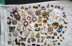 Lot Of 100 Vintage to modern Costume Jewelry Brooches Pins some signed