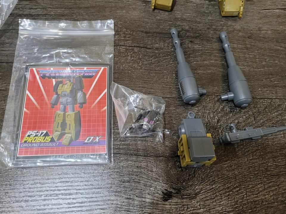 Ocular Max MMC Ox PS-17 Probus G1 Brawl Action Figure - Image 3 of 3