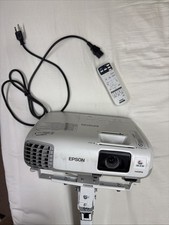 Epson PowerLite S27 H694A Projector 3LCD, HDMI, 682hrs