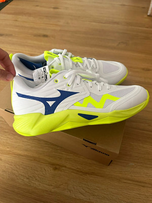 Mizuno Wave Momentum Pro Unisex Volleyballschuhe EUR 42,5 Weiß/Gelb/Blau