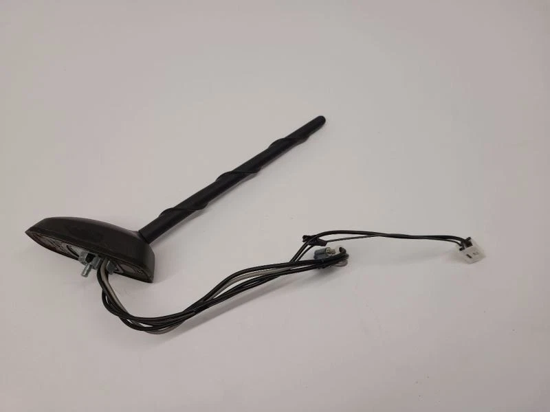 GMC Acadia 2008-2010 antena montada en el techo Foto 2 de 4