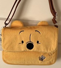 Disney Bioworld Winnie the Pooh Plush Crossbody Bag New