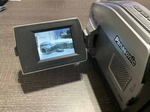 Panasonic PV-L353D L353 Palmcorder VHS-C Video Camcorder w/ Charger - WORKS! - Picture 5 of 12