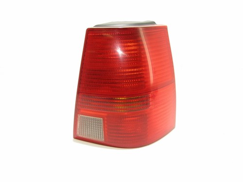 VW BORA 2000 Tailgate RIGHT Side Rear light Rücklicht Rückleuchte RECHTS