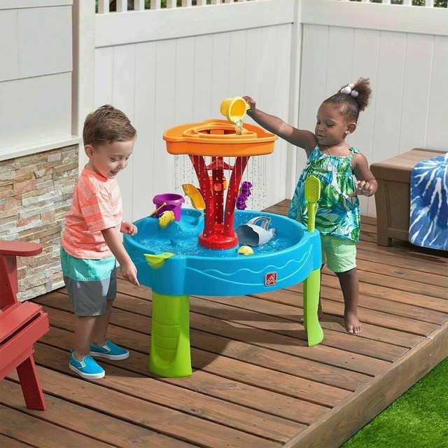 Step2 Summer Seaside Showers Splash Play Water Table With 12 Accessories 482000