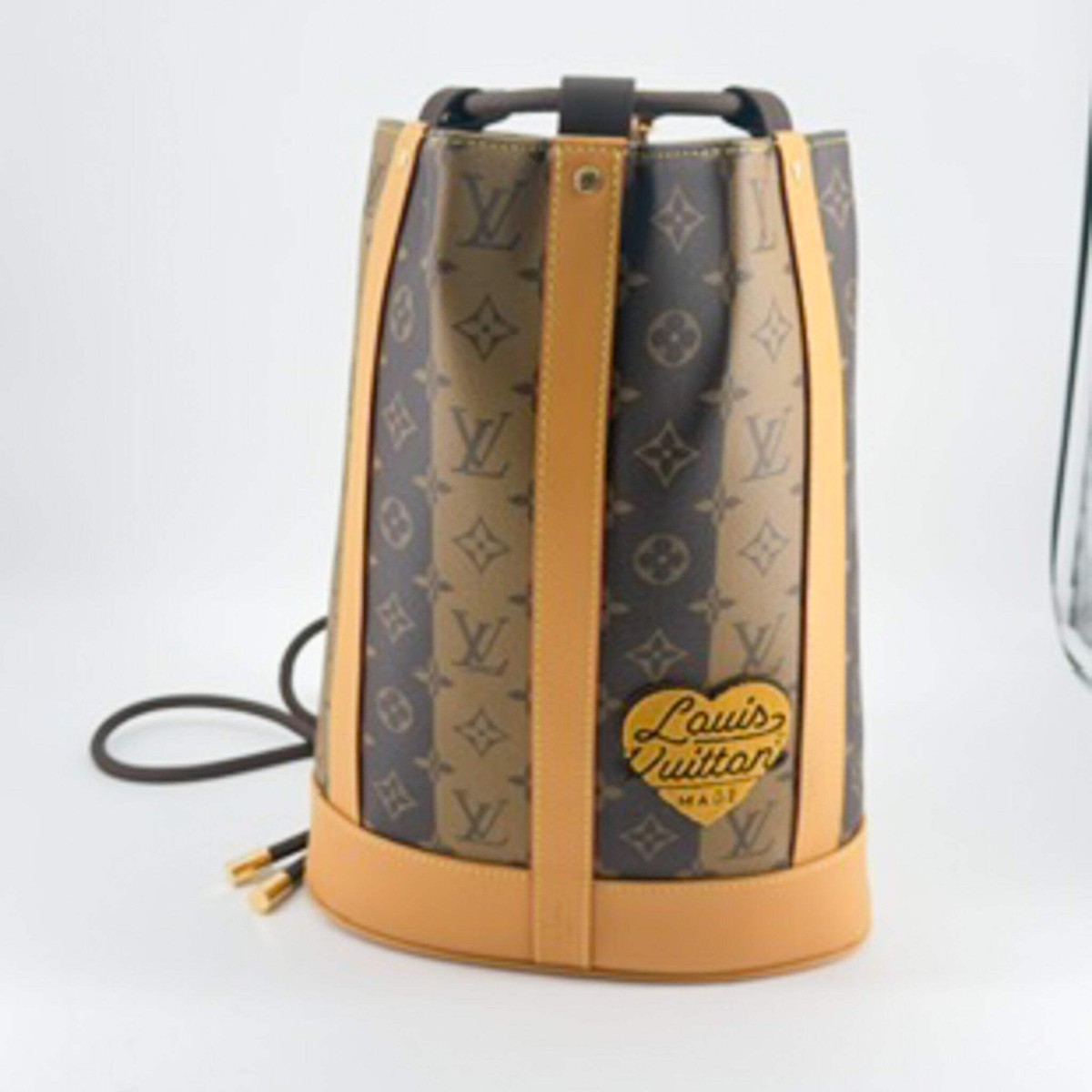 black lululemon belt bag restock Lululemon Belt Bag Restock Guide: Belt Bag New Colors Summer 2023