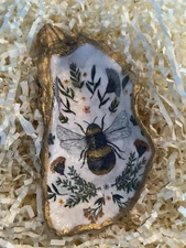 Handmade Decoupage Shells  (4 Of Each Design) From Low Country Of SC