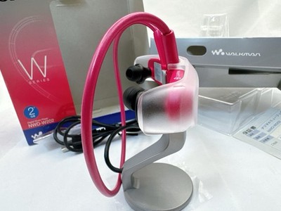 Sony NWD-W202 2GB MP3 Pink Walkman Sports Wearable Headphone