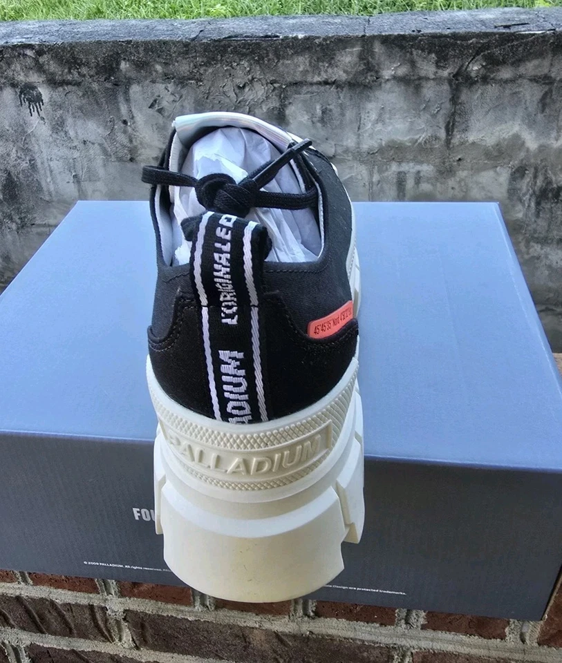 Zapatillas de plataforma Palladium Revolt para mujer - negras/blancas - talla 11 EE. UU. (43 EUR) Foto 4 de 4