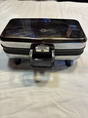 Vtg. Vitantonio Premier Belgian Waffle Maker Model 550 Chrome TESTED/works