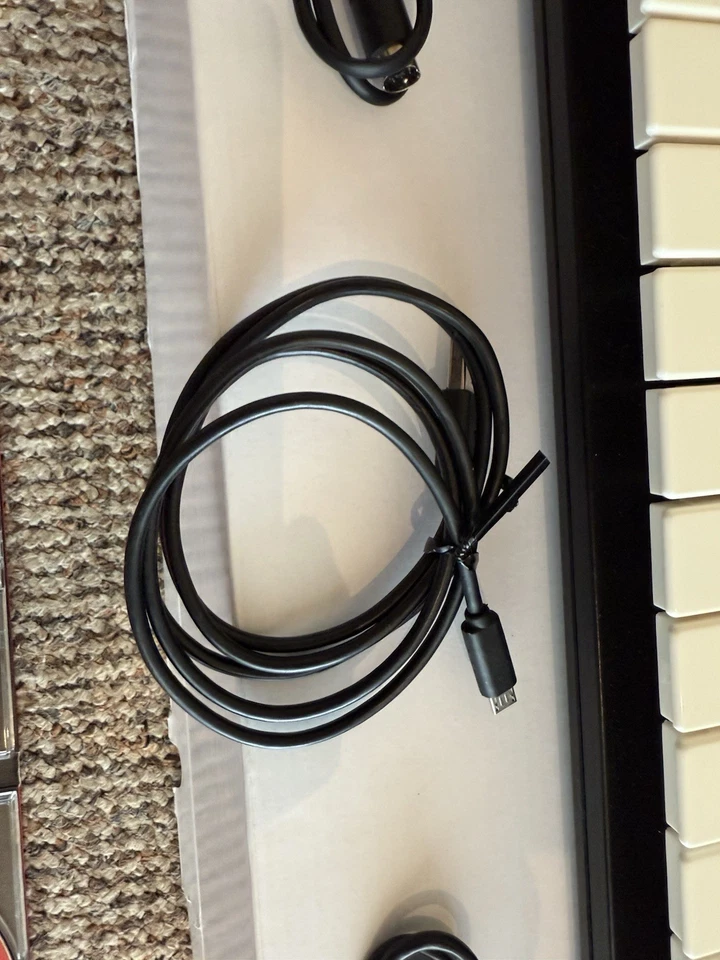 IK Multimedia iRig Keys 37 Pro + SampleTank 3 - Bild 4 von 4