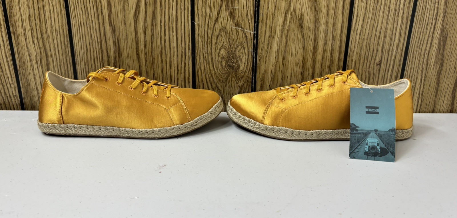 APL Nuova scarpa comoda TOMS Lena bordata in juta donna 10 raso girasole 10012439