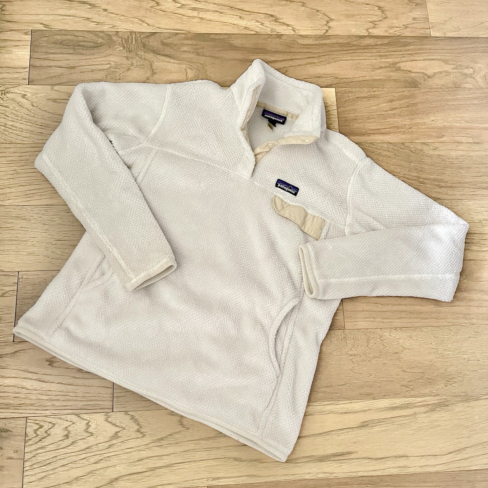 Patagonia Women's Size Large Re-Tool Snap-T Pullover Fleece Top White Cream