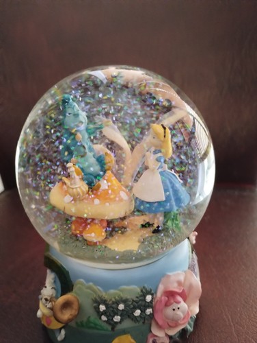 Very Rare Disney Alice In Wonderland Snowglobe Musical "I'm Late" 🍄🐰Absolum 💙 - Picture 11 of 17
