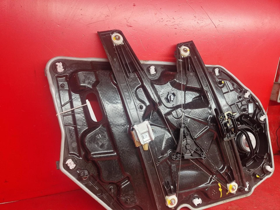 REGULADOR VENTANA DELANTERO LADO CONDUCTOR FORD FOCUS MK4 OFFSIDE DERECHO 2020 Foto 3 de 4