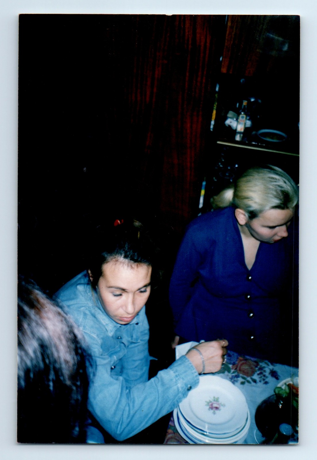 Found Color Photo Three Women Dining Table Plates Home Interior Blonde ...