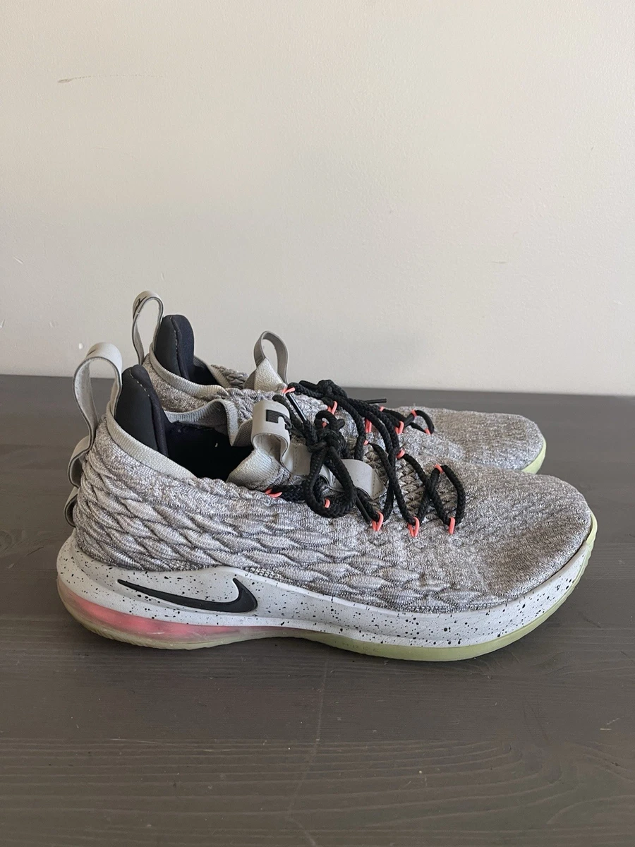 Nike Lebron 15 Low Melon for Sale | Authenticity Guaranteed  display picture 2