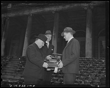 Photo:Three Men Typewriters Federal Building 1930s Steps Columns thumbnail