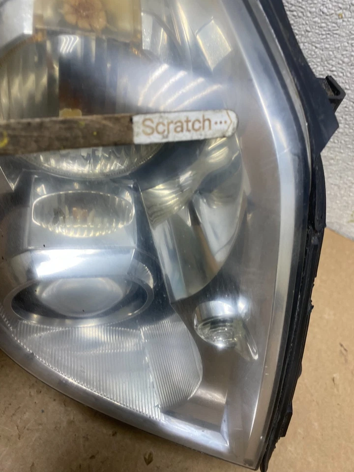 Faro oculto de xenón lateral derecho pasajero Cadillac DTS 2006-2011 OEM U9828 Foto 4 de 4