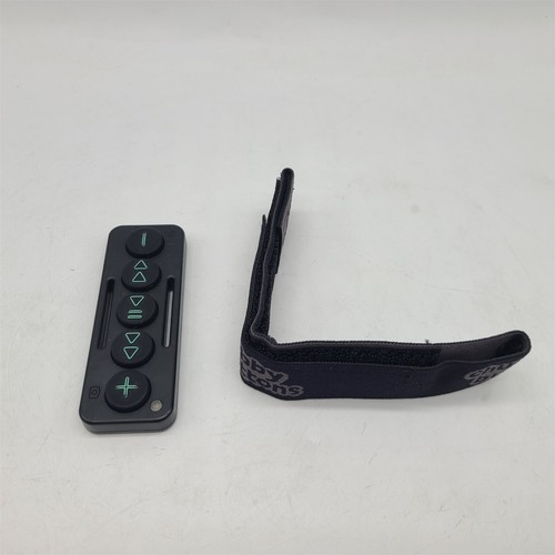 Chubby Buttons 2 - Wearable & Stickable Bluetooth 5.2 Remote - 第 1/2 張圖片