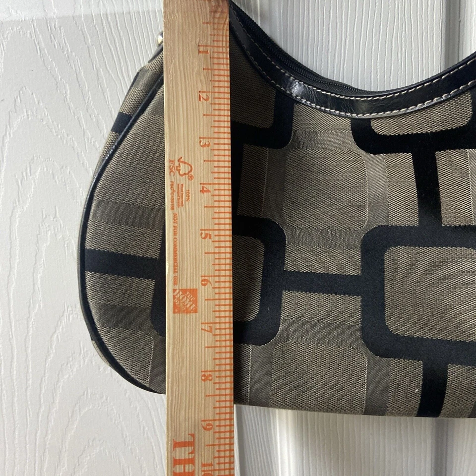 Nine West Purse Handbag Top Handle Satchel Tan Black Zip Top Fashion - Image 4 of 4