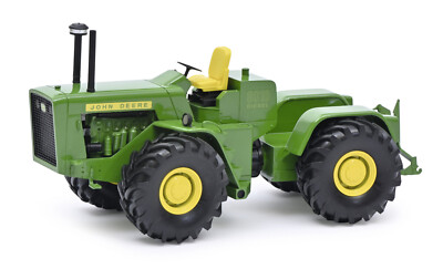 John Deere 8010, 1:32