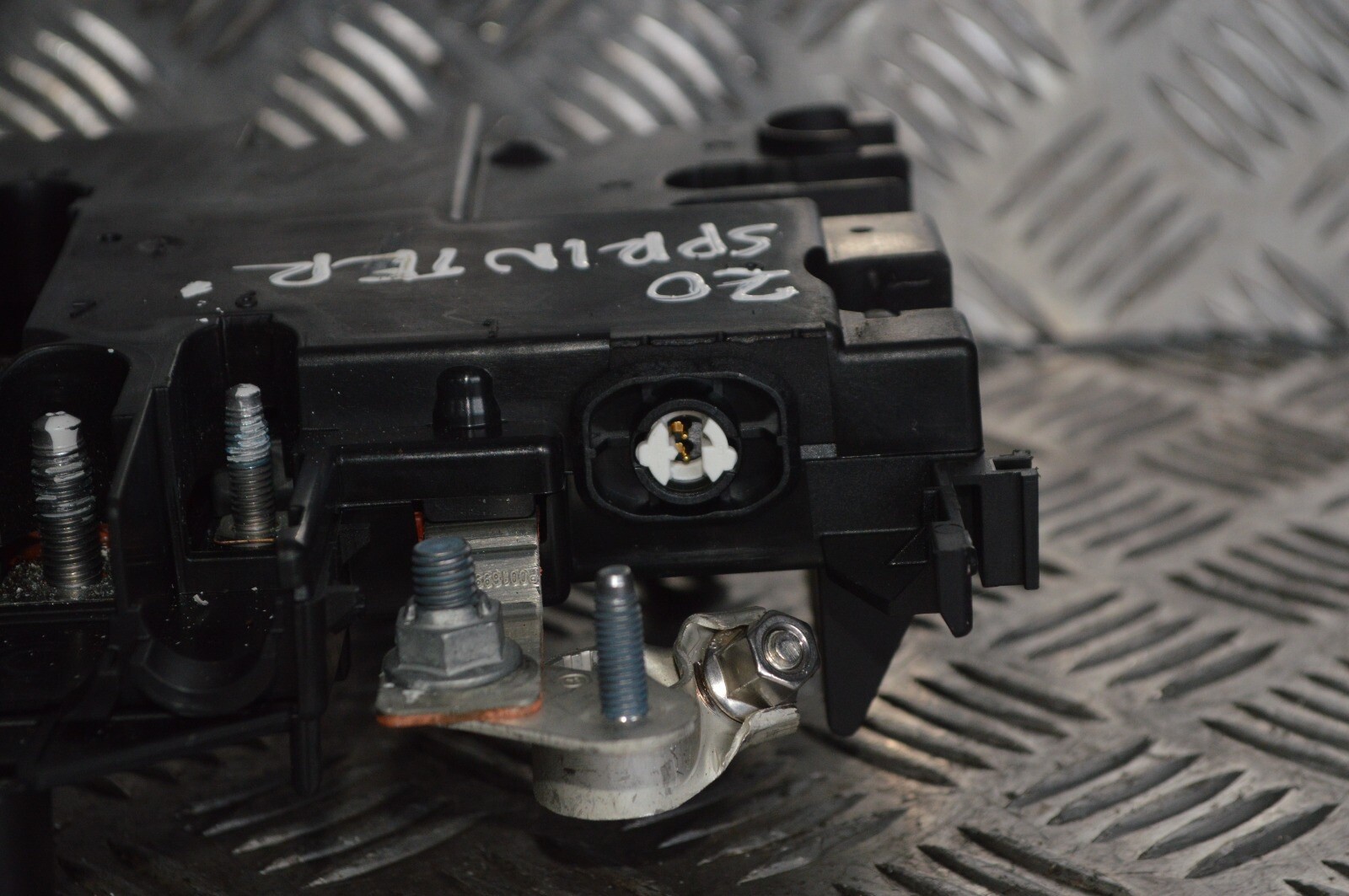 Mercedes sprinter BATTERY PRE SAFE A9105402536 W910 SPRINTER 